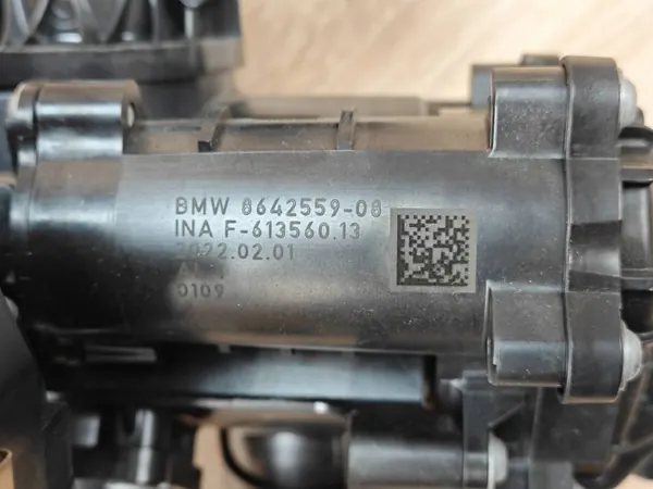 Carcaça do Termóstato OEM 8642559 para Motor BMW B58 image 6