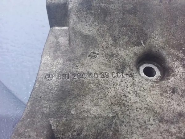 Base montagem compressor AC Daewoo OEM 6612344039 image 5
