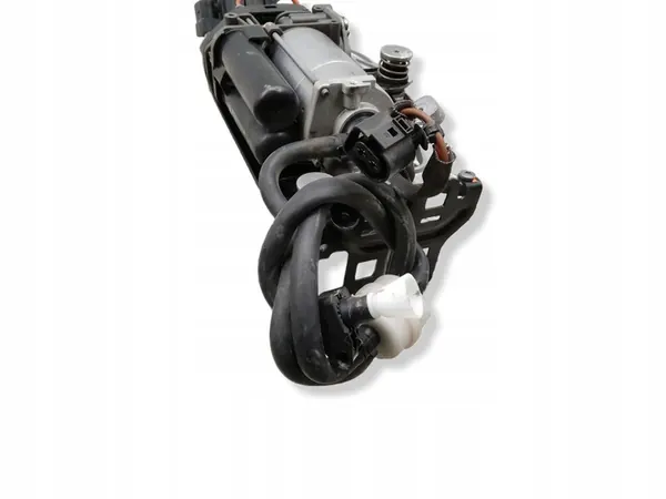 Compressore sospensione pneumatica posteriore Audi E-tron GT 2023 9J1616006D image 5