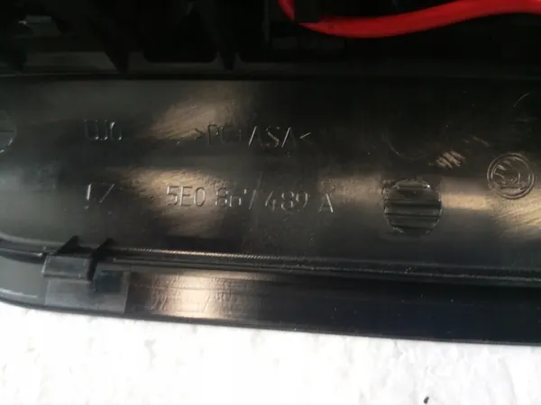 Inneljus Skoda Octavia III OEM 5E0867489A image 7