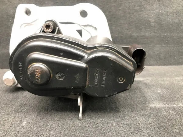 BMW 5 F10 F11 Hinteres Rechtes Bremssattel 34216793042 image 3