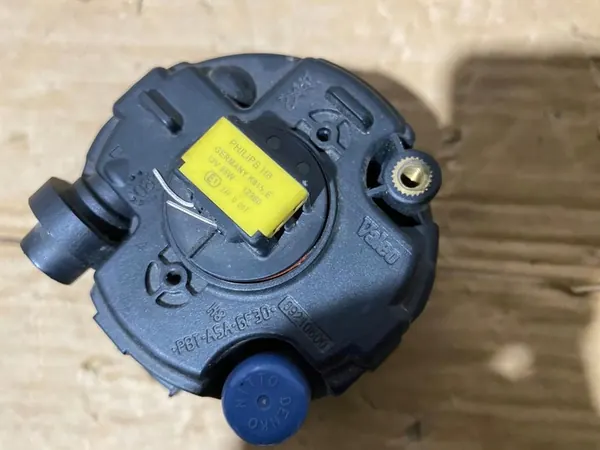 Farol de Neblina Frontal Lado Direito Nissan Tiida C11 89206384 image 2