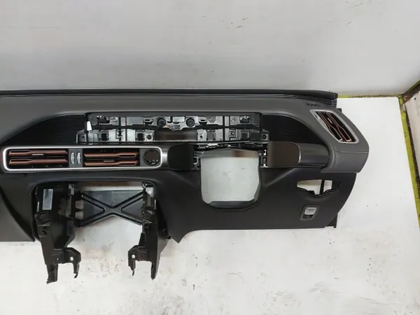 Mercedes EQC 400 dashboard OEM MERCEDESEQC293DES image 4