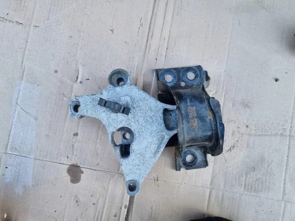 Supporto motore Renault 112107673R image 2