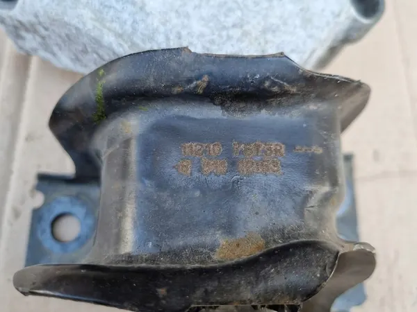 Supporto motore Renault 112107673R image 5