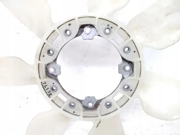 Pale de ventilateur Toyota OEM JUR230193 - Occasion image 4