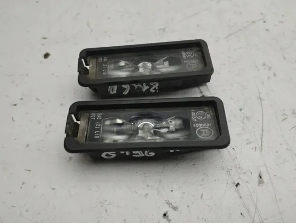 OEM AMD137551 Kennzeichenleuchte Set für VW Arteon image 5