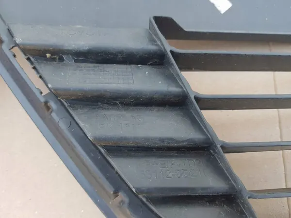 Griglia paraurti anteriore Yaris III image 4