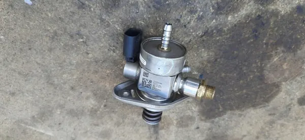 Hochdruckkraftstoffpumpe Audi A4 B8 image 3