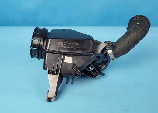 Mercedes A6540905801 Luftfilter-Schlauch für W206 C220 image 3