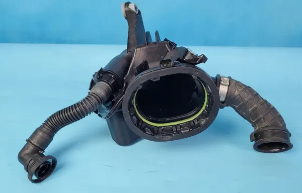 Mercedes A6540905801 Luftfilter-Schlauch für W206 C220 image 7