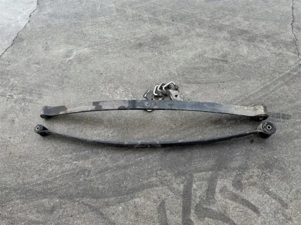 Ressorts et manilles suspension arrière OEM 01397189080 image 2
