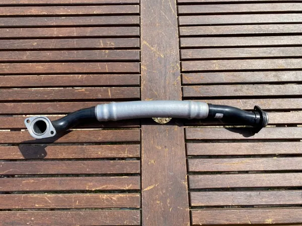 Lamborghini öljynjäähdyttimen letku OEM 470115229 image 3