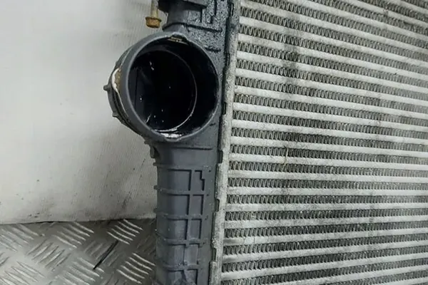 Radiador intercooler FORD GALAXY 1.9L diesel 2003 OEM image 4