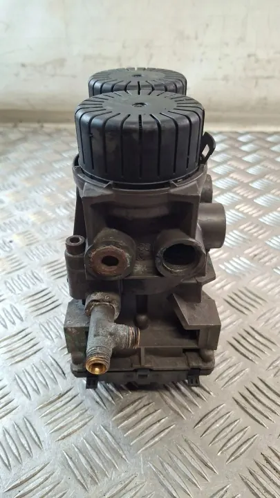 Válvula Moduladora Scania 1412239 para Eje Trasero image 6