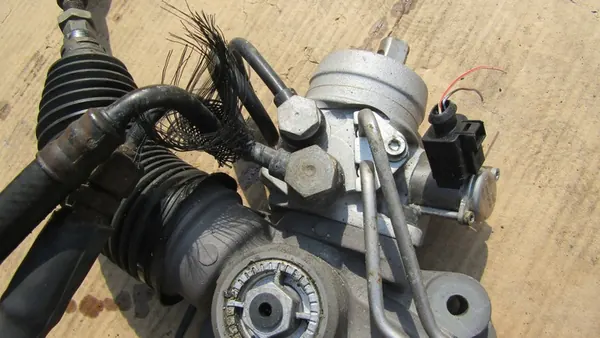 AUDI A6 C6 Caixa de Direção image 2