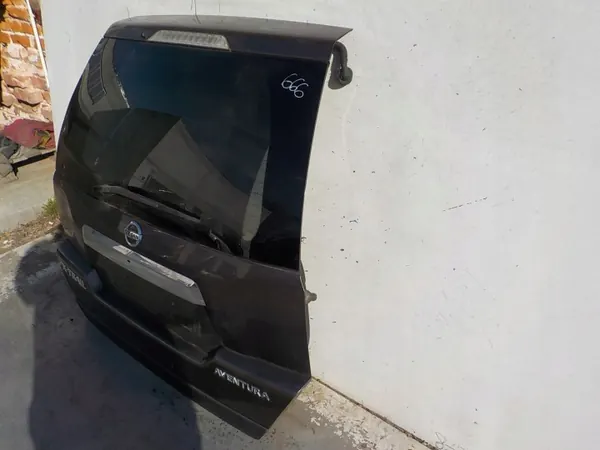 Nissan X-Trail T31 baklucka OEM 666 image 6
