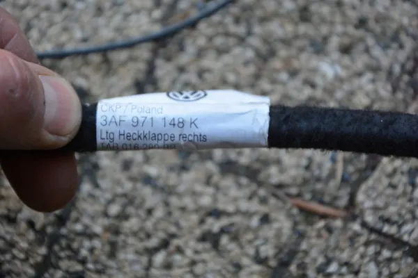 Sähkökytkin Takaluukku Passat B7 3AF971148K image 7