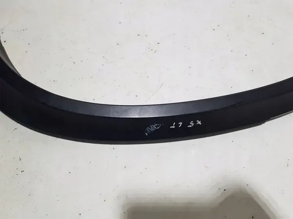 Vasen takakaaren suojus BMW X5 E70 image 7