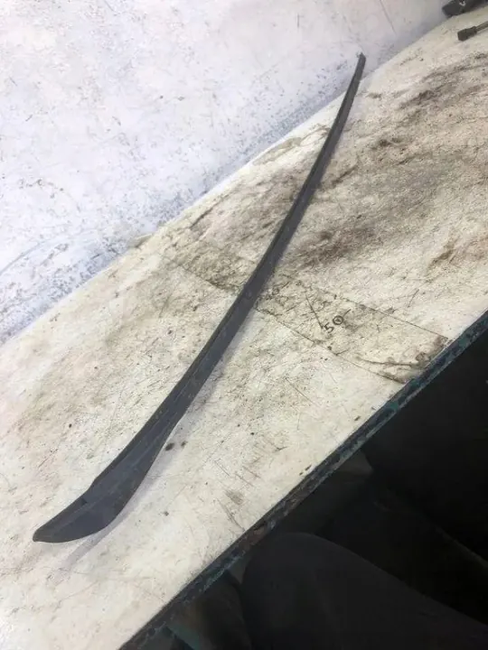 VW Touran Windschutzscheibenabdeckung OEM 1T0854328E Gebraucht image 3