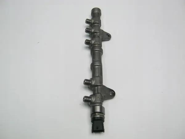 FIAT TIPO 500 X 1.3 Brandstofrail 0445214364 image 4