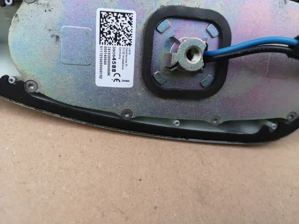 Opel Insignia B Vinantenne OEM 39064588 Z189 image 3