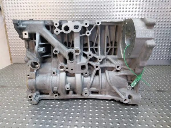 Motorblok OEM 7797922 voor BMW 2.0D N47D20A image 2