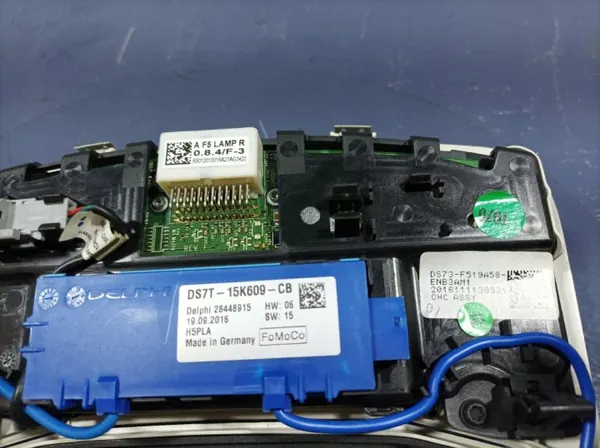 Ford Mondeo MK5 Interieurverlichting OEM DS73-F519A58 image 4