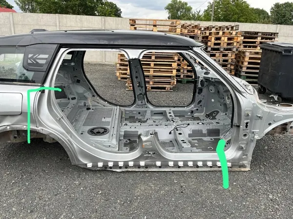 Seuil droit Mini Countryman U25 2025 image 1