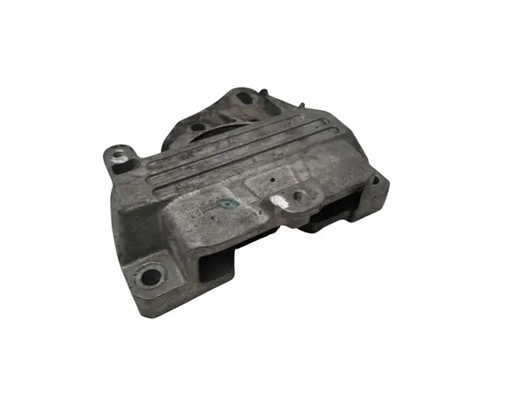 Mercedes-Benz A W177 AMG 2.0T Engine Mount A2472403200 image 3