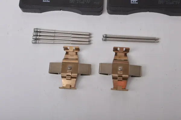 McLaren 702s Bremsbeläge hinten - Gebrauchtes OEM image 5