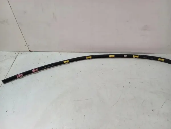 Mercedes-Benz C AMG W205 Dakdrager links A2056901782 image 4