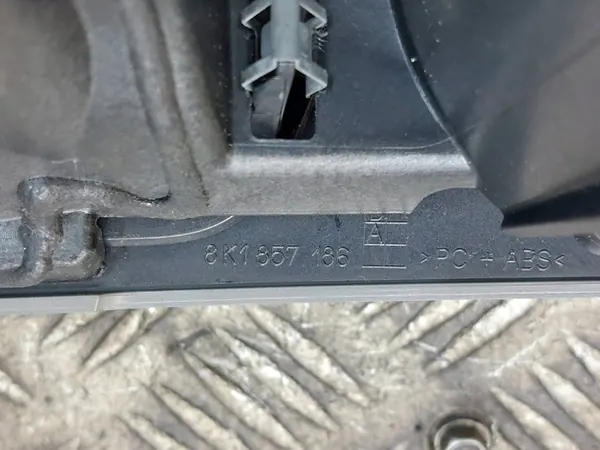 Grade de Ar Central Audi A4 B8 Esquerda Direita Moldura Decorativa OEM image 10