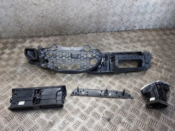 Grade de Ar Central Audi A4 B8 Esquerda Direita Moldura Decorativa OEM image 5