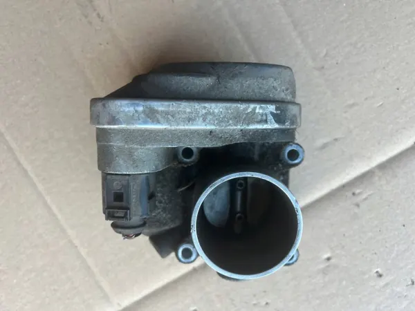 Kaasutin OEM 036133062N VW Polo 9N 2001-2005 image 2