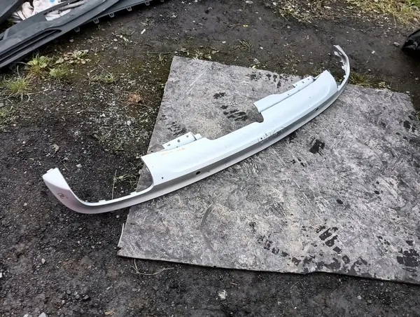 Spoiler Diffuseur Arrière Volvo XC90 OEM Pièce Occasion image 3