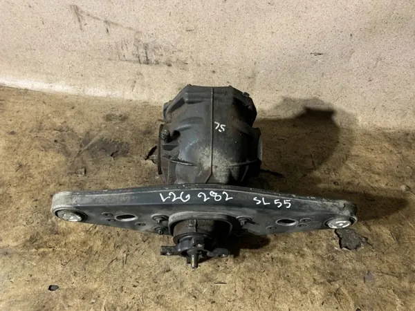 Achterdifferentieel MERCEDES-BENZ SL R230 A2113510608 image 2