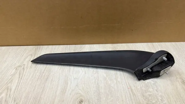 Spoiler de pare-chocs avant gauche Ferrari 458 OEM 81762010 image 3