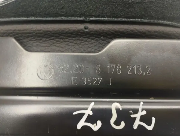 BMW 8176213 Achter armsteun voor 3 Serie E46 2002 image 10