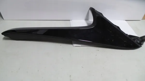 Spoiler Toyota OE 76087-42050 pour coffre - Occasion image 9