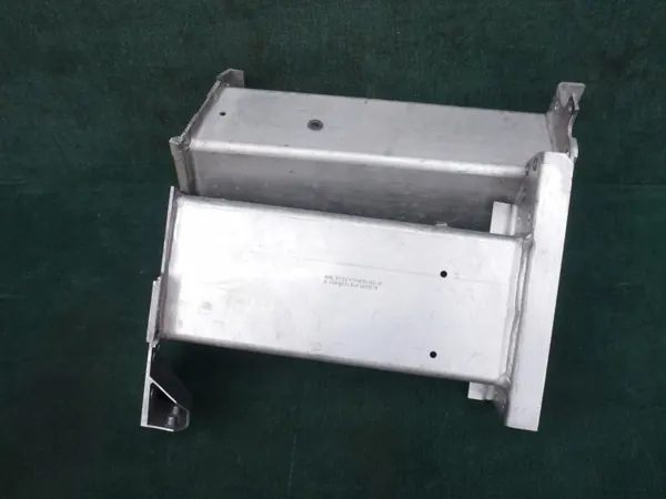 Voorste kreukelzone bouten OEM KY63-V17N800-AC SSC image 2