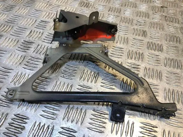 Support de radiateur BMW OEM 7184180 pour Série 7 4.4L image 3