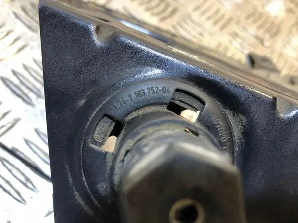 Support de radiateur BMW OEM 7184180 pour Série 7 4.4L image 4