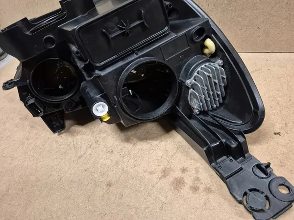 Faros izquierdo Opel Grandland X YP00015780 image 10