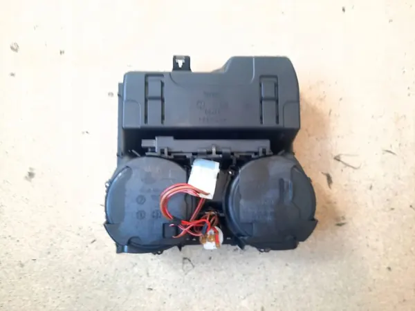Juomakuppiteline BMW OEM 9302629 7-sarja G11 G12 image 3