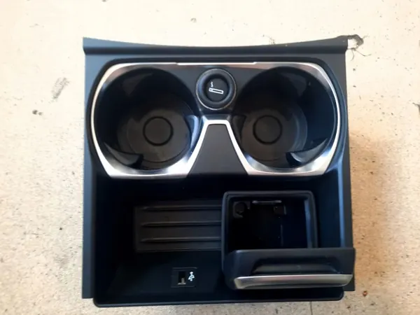 Juomakuppiteline BMW OEM 9302629 7-sarja G11 G12 image 8