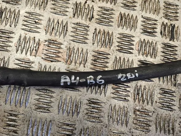Audi ohjausletku OEM 8E1422893J - Käytetty image 5