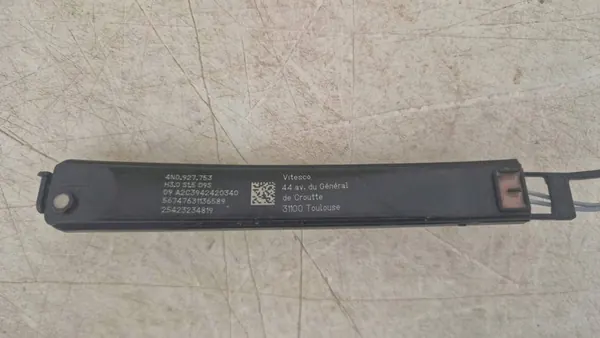 Audi Left Front Door Handle Sensor 4N0927753 image 2