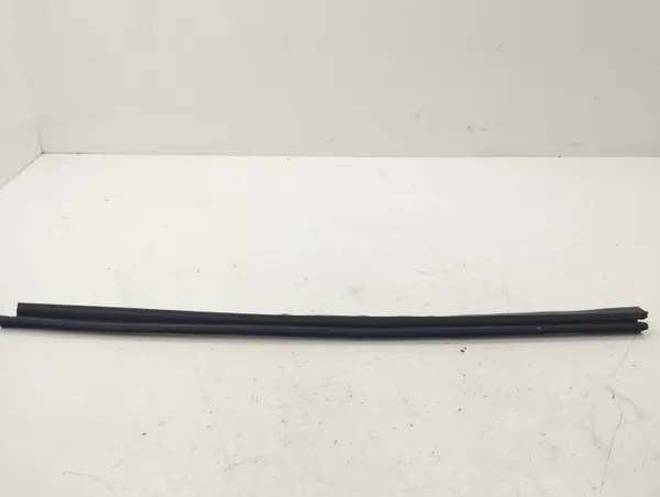 Joint vitre AMD79997 OEM porte arrière gauche image 4