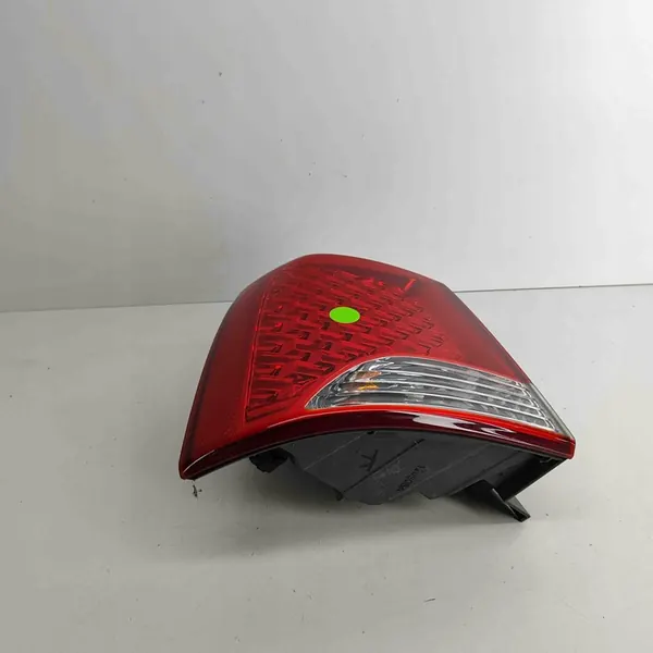 KIA Sorento 2012 Luz Trasera Izquierda image 3